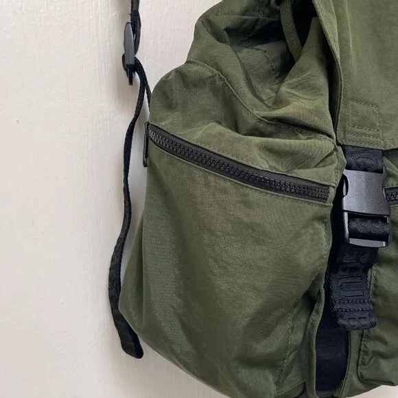 BAGGU Sport Backpack - Picture 5 of 5